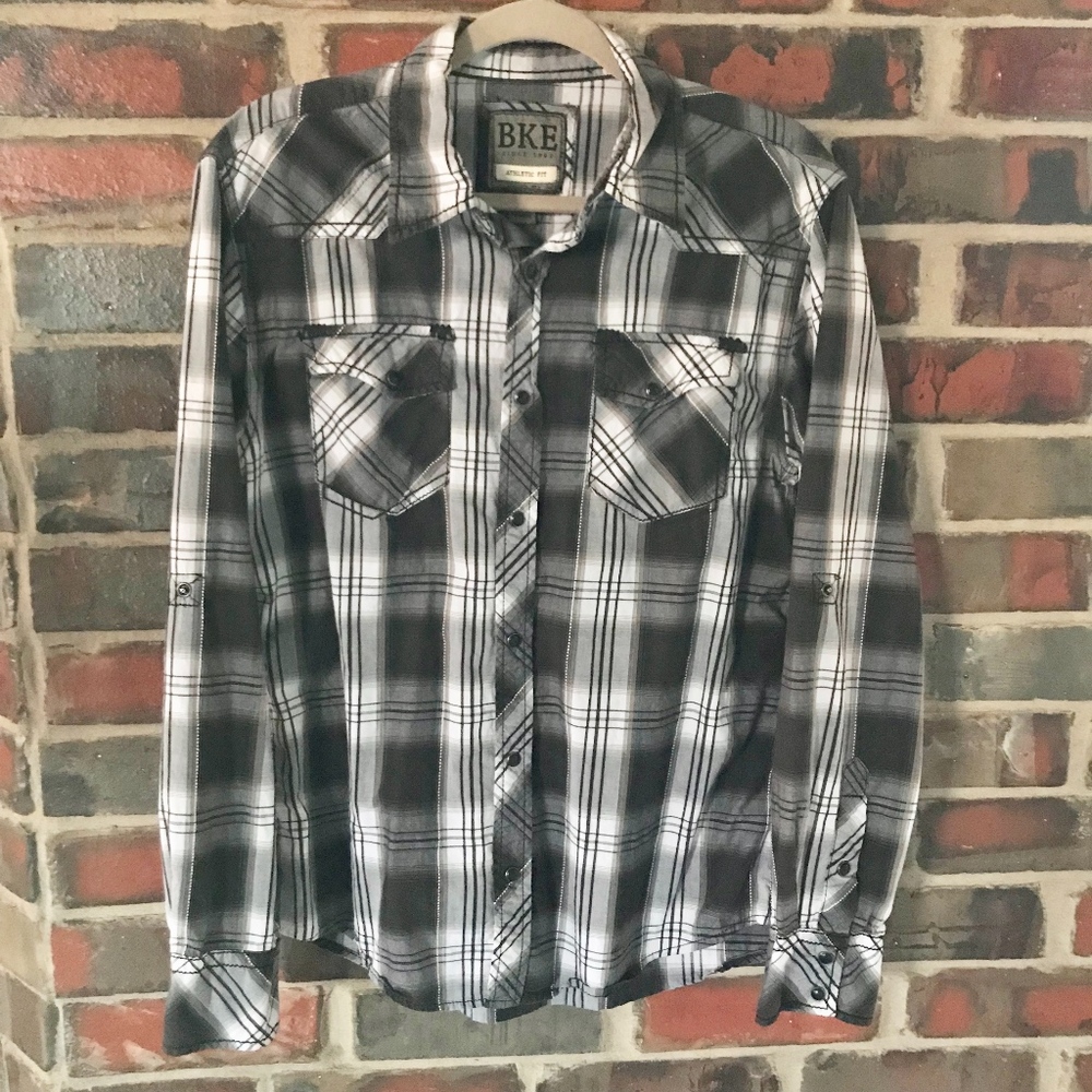 SOLD BKE Men's Plaid Athletic Fit Snap Buttons